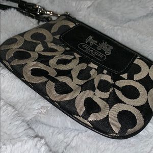 Small signature coach wristlet